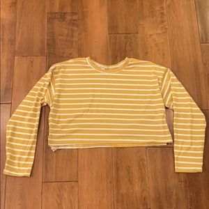 very thin long sleeve crop top